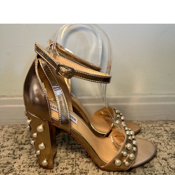 Steve Madden Madiera Rose Gold Pearl Chunky Heel Sandals Size 8 - Picture 2 of 7